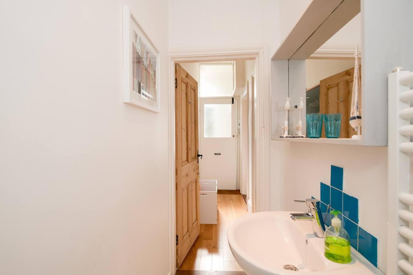 Family Friendly Flat Just Minutes From The Beach! Portsmouth Extérieur photo