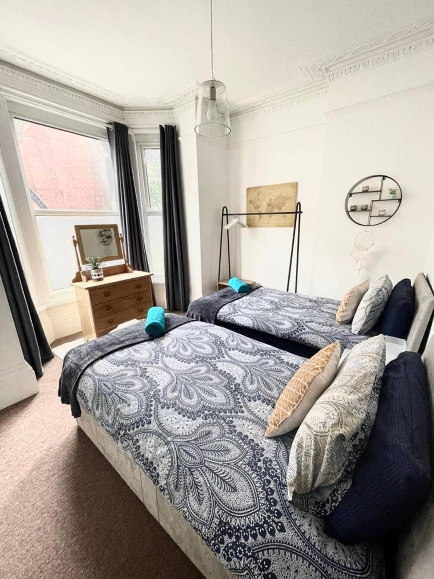 Family Friendly Flat Just Minutes From The Beach! Portsmouth Extérieur photo